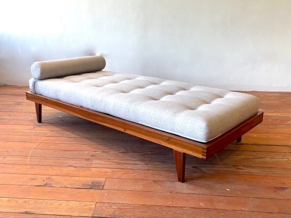 Rene Gabriel Daybed Sale