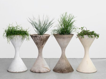 Willy Guhl Hourglass Planter - 37.5  Discount