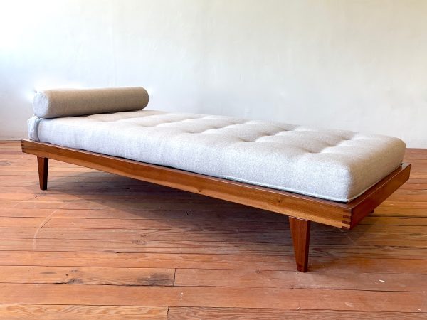 Rene Gabriel Daybed Sale